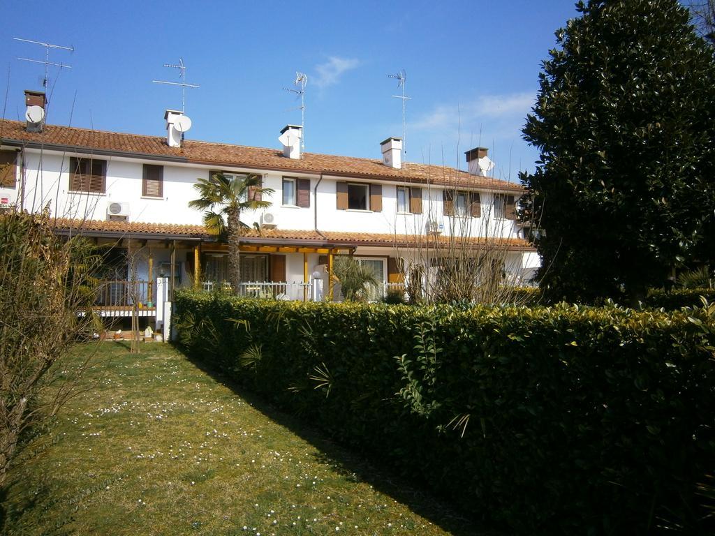 Casa Zodiaco Apartman Caorle Kültér fotó
